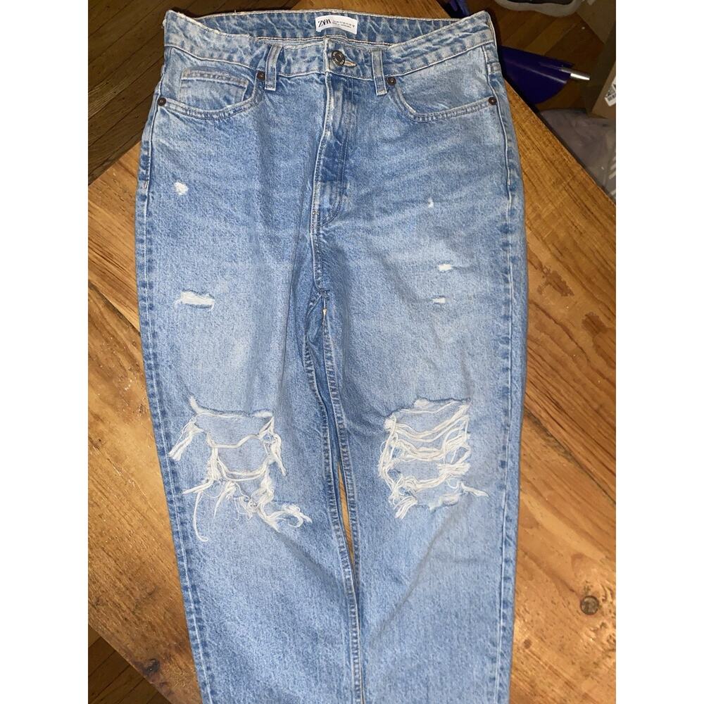 Ladies Zara Women’s Size 10 Eur 42 Mexico 32 Torn Style Ripped Jeans